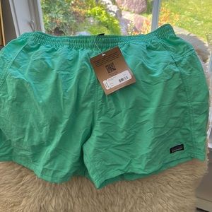NWT Patagonia Baggies Shorts Galah Green